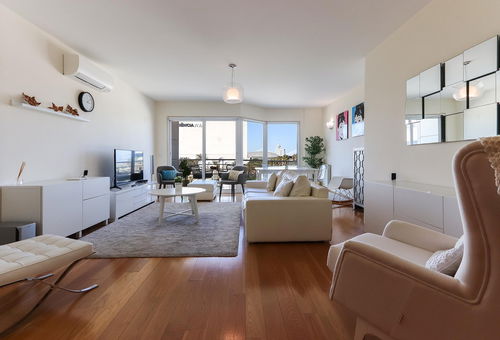 Very nice apartment in the center of the villa with a view of the Tagus