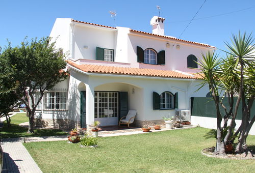 SESIMBRA STYLISH VILLA by My home in