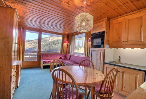 Appartement classique de montagne idéalement situé à Méribel