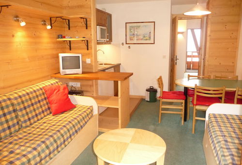 SKI IN SKI OUT - ONE BEDROOM APARTMENT