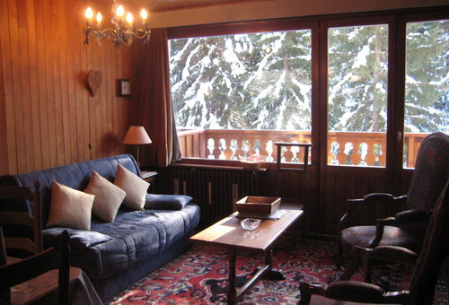 Studio at the foot of the ski lifts with a breathtaking view of La Saulire
