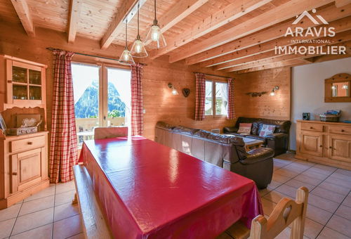 Well appointed 4 bed chalet (semi-detached) for up to 8 located between Le...