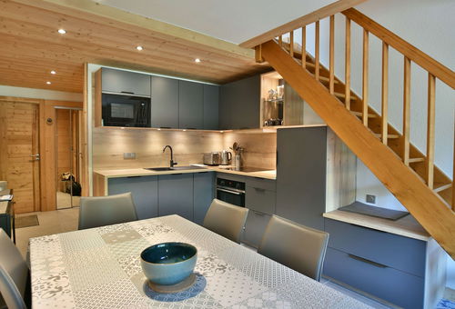 Bel appartement en duplex spacieux et lumineux pour 6 personnes proche pistes...
