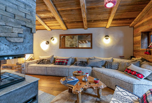 Appartement 4 pièces de standing entièrement rénové de 90 m2