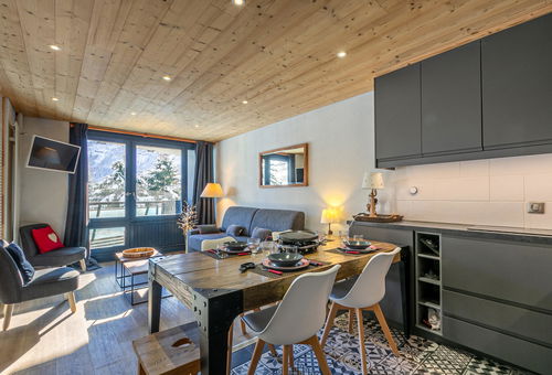 Warm Decoration In A Mountain Atmosphere