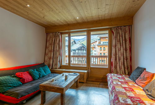 Au pied des pistes avec accès direct au front de neige