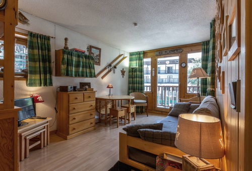 2 pièces avec cabine de 40m2 pouvant accueillir 6 personnesAu 1er étage de...