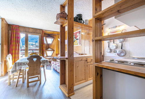 Avec un balcon exposé Sud.