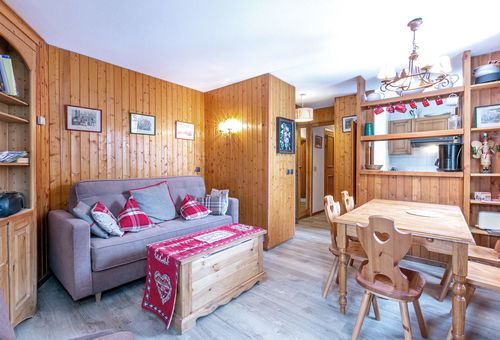 2 Zimmer mit 40 m² großer Kabine für 6 Personen