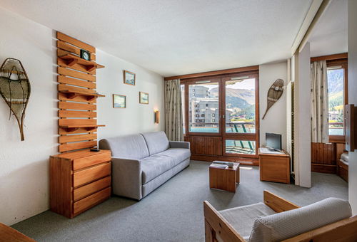 In the Sector of La Daille 32m2 Can Accommodate 4-5 People.