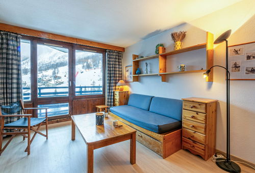 Beau panorama sur les montagnes environnantes.