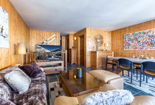 Magnifique terrasse très ensoleillée offrant un panorama fantastique