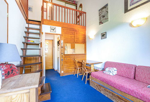 2 room apartment + mezzanine of 33m2 which can accommodate 4 people. At...