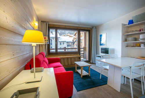 Pretty Apartment Of Good Standing. At the foot of the slopes with direct...