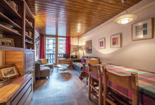 Appartement 2 pièces avec cabine de 49 m2 pouvant accueillir 4/6 personnes.