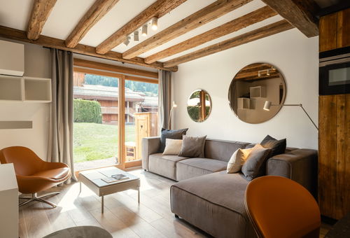 Cozy Apartment In The Heart Of The Village And At The Foot Of The Ski Lifts