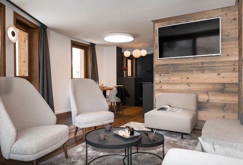 Superbe duplex orienté plein sud aux pieds des pistes de Courchevel Village