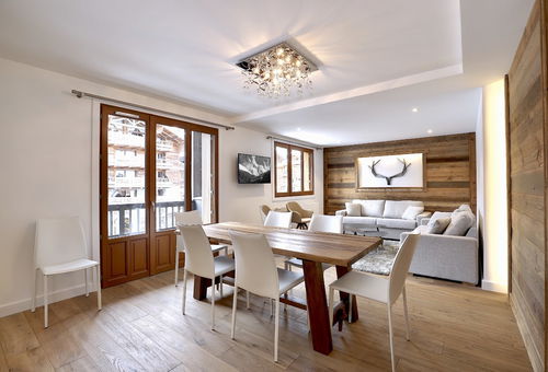 Well-kept decoration for this completely renovated apartment in the center of...