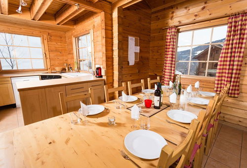 Simone - Wooden traditional semi-detached chalet