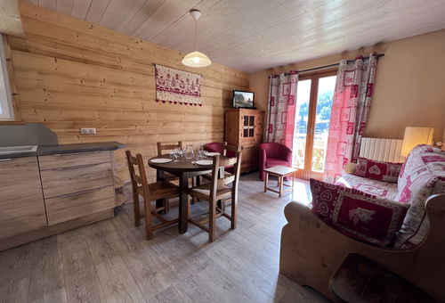 Apartment close to the ski lifts and the resort center