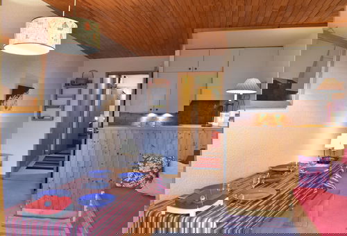 La résidence se situe à environ 300m des pistes, à 200m des commerces.