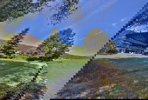 Lake Annecy - Sévrier: Exceptional family house for 15 people with option for...