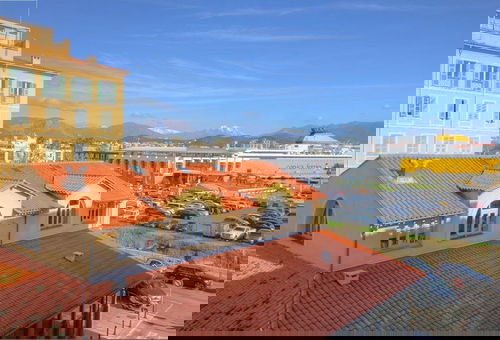 A quelques pas de la plage Saint François.