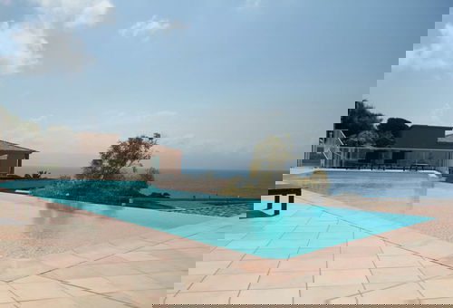 Less Than 100 Meters From Moorea Beach.