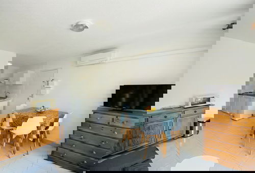 Nice and cosy apartment, 100m away from the beach