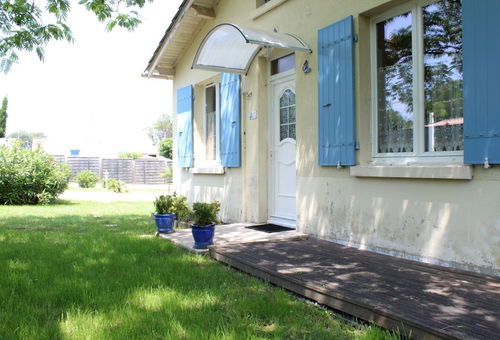 Pretty Contemporary House About 1.8 Km From A Beautiful And Large Fine Sandy...