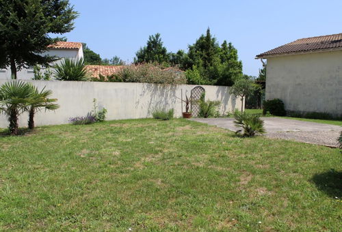 Pretty Contemporary House About 1.8 Km From A Beautiful And Large Fine Sandy...