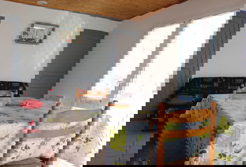 Single house with a garden, close to the beach and the marina La Conitière