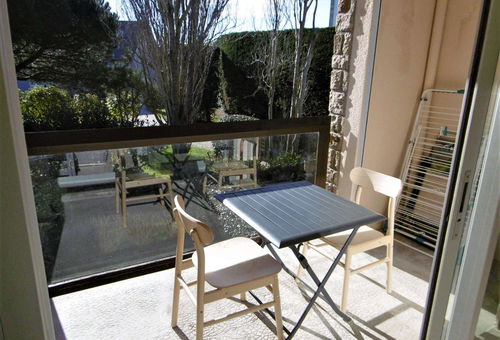 1st floor apartment with balcony, 100 m from the sea in St Jacques en Sarzeau
