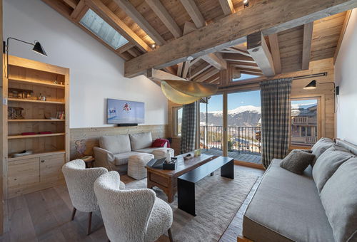 Charming apartment on the Croisette street, very close to the slopes and the...
