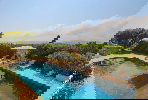 Located in the town of Grimaud, in a private and secure domain, this charming...