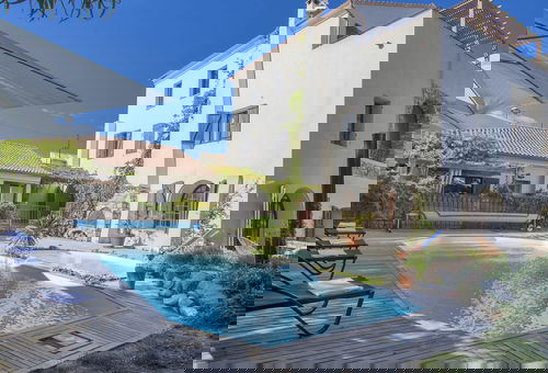 appartement  Serra  : Calvi centre, 300m de la page et du port terrasse bbq