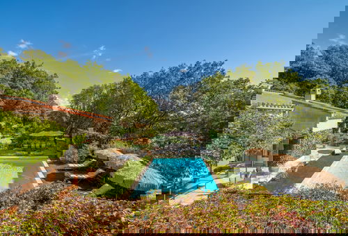 Provencal bastide with pool near Alpilles and Luberon