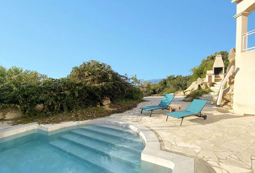 Less Than 3 Minutes From Agosta Beach.