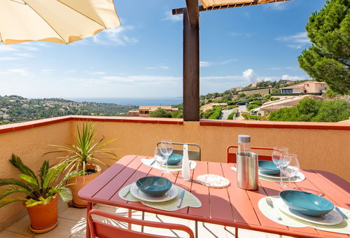 Apartment 2 bedroom Roquebrune-sur-argens