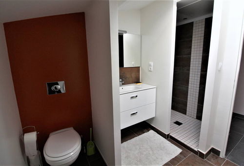 A quelques mètres du port de la Cotinière et des plages de sable fin.