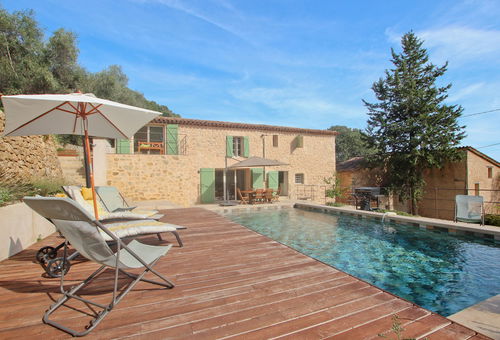Villa de charme entièrement rénové en 2021 située sur un terrain de 3.000...