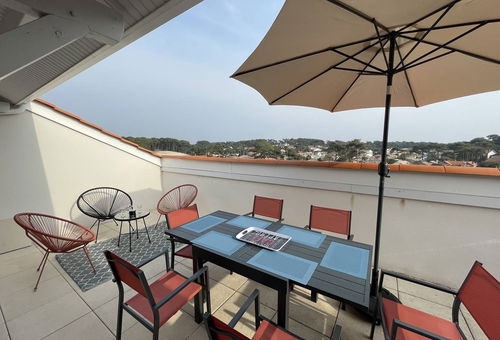 The recently built residence Les Embruns is located just a stone's throw from...