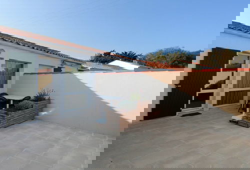 Piscine dans la résidence.