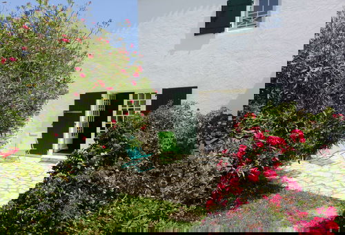 A Stone&#39;s Throw From La Rémigeasse Beach.