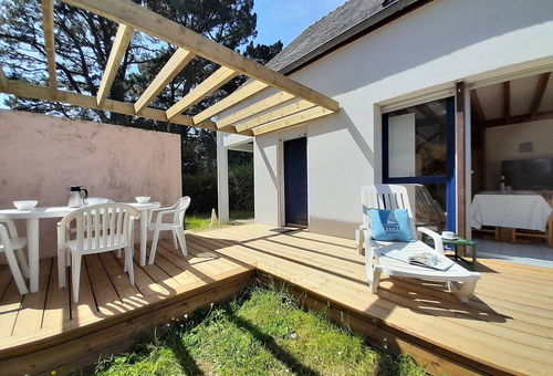 Carnac, beach and shops closeby, 3-room house. Free Wifi COLLECTIVE HEATED POOL