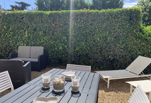Very Pretty Renovated House With Garden Quartier Benoit Near Beach