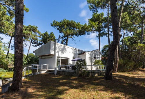 Beautiful architect villa close to the shops and the beach L'Horizon