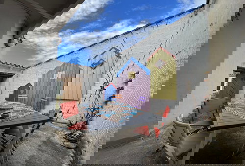 Nice house in the center of Saint Georges d'Oleron village, with a parking,...