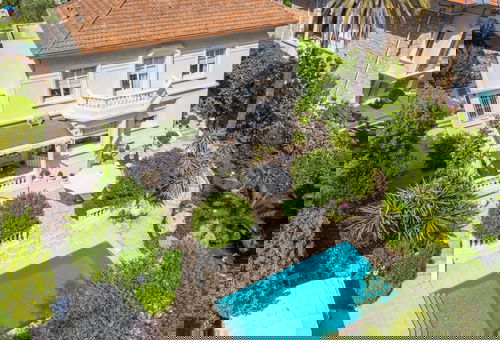 Very nice Belle Epoque villa with a beautiful pool in a tidy garden, close to...