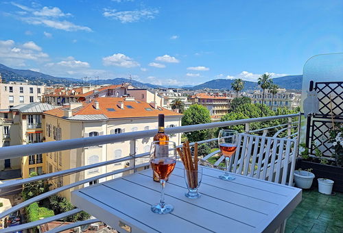 Beautiful apartment in an ideal location in the Carré D&#39;Or, city center,...